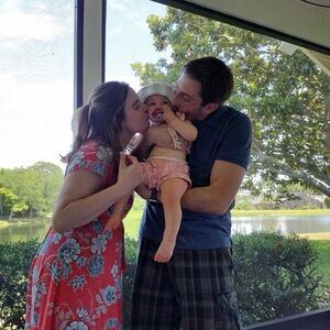 Meet your Posher, Tami 🛍 @tamifaith